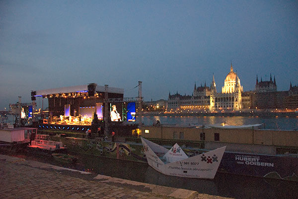 Linz Europa Tour - Konzertschiff in Budapest